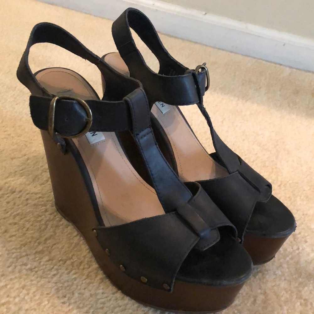 Steve Madden wedge sandals